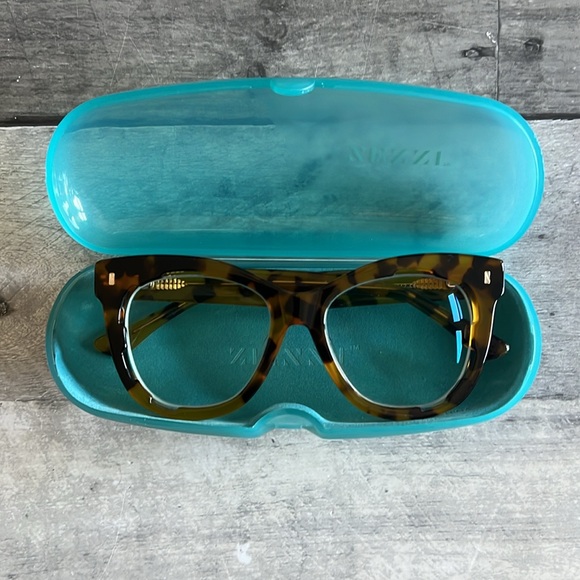 🆕 listing! Chunky tortoiseshell glasses - Picture 6 of 6